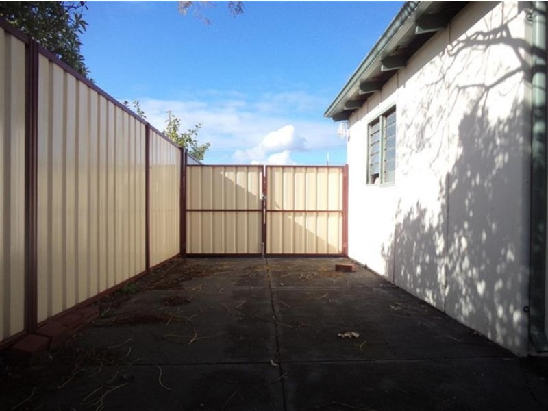 5 Catherine Street, Safety Bay WA 6169