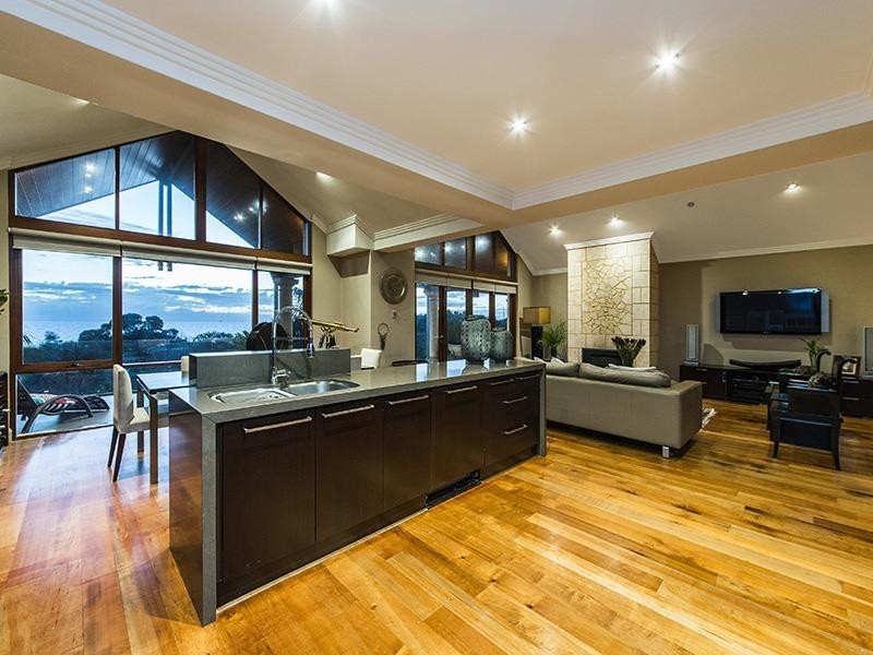 4 Cardiff Place, Warnbro WA 6169