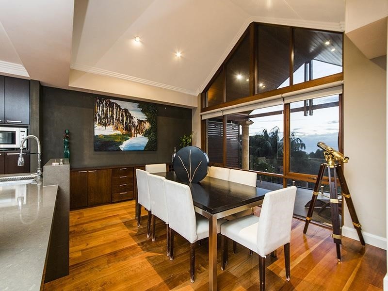 4 Cardiff Place, Warnbro WA 6169