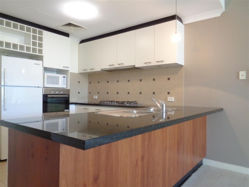 12/17-21 Rockingham Beach Road, Rockingham WA 6168