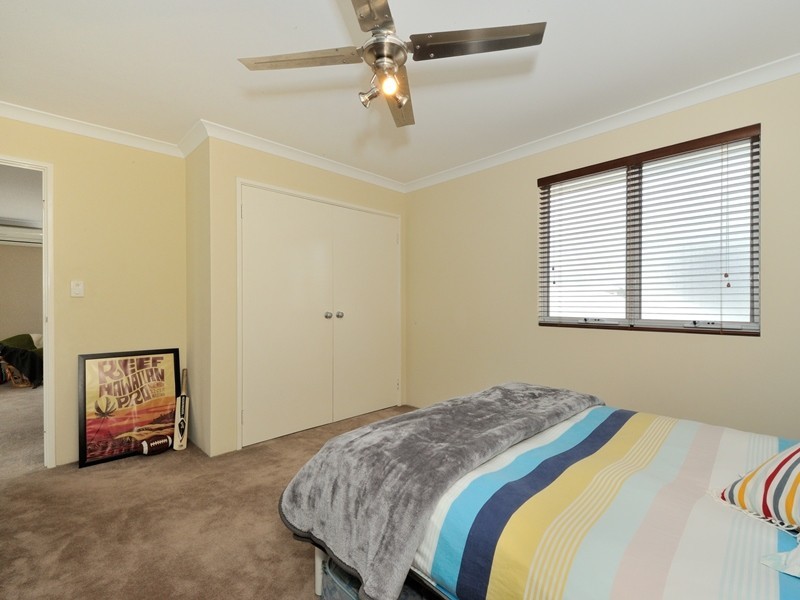 1 Margaret Road, Secret Harbour WA 6173