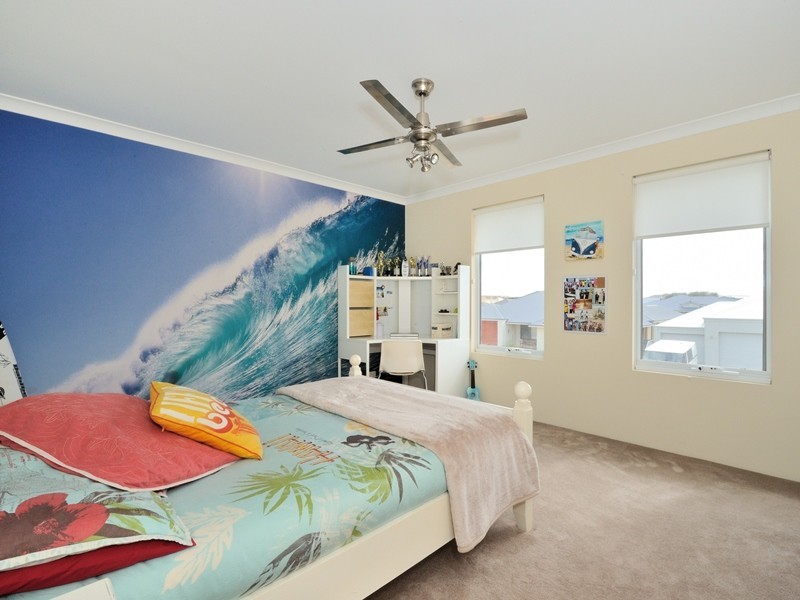 1 Margaret Road, Secret Harbour WA 6173