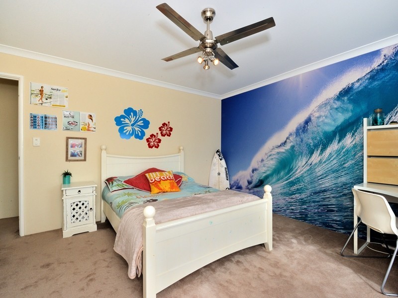 1 Margaret Road, Secret Harbour WA 6173