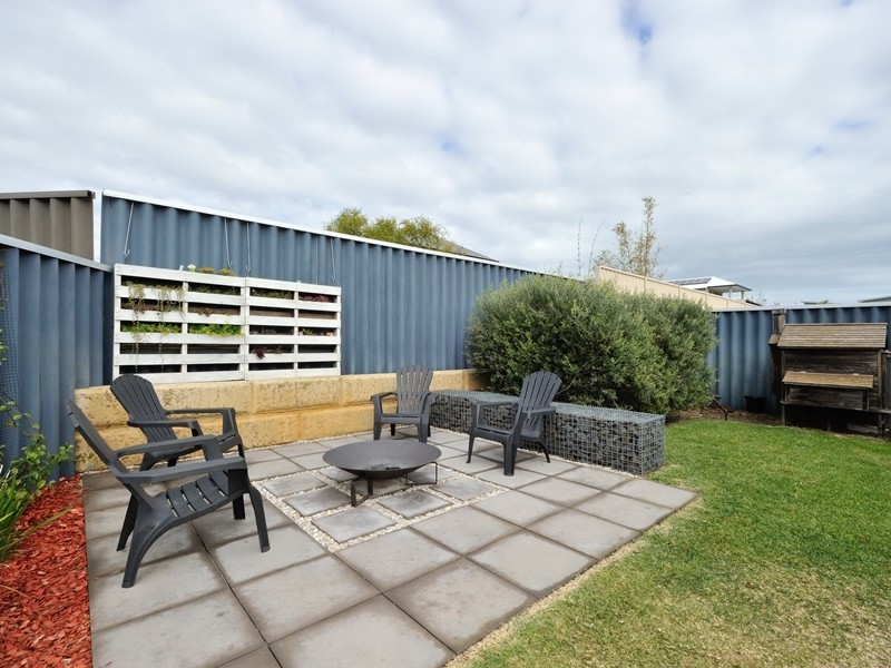 1 Margaret Road, Secret Harbour WA 6173