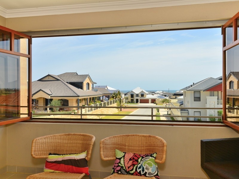 3  Three Bears Loop, Secret Harbour WA 6173