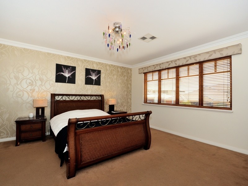 3  Three Bears Loop, Secret Harbour WA 6173
