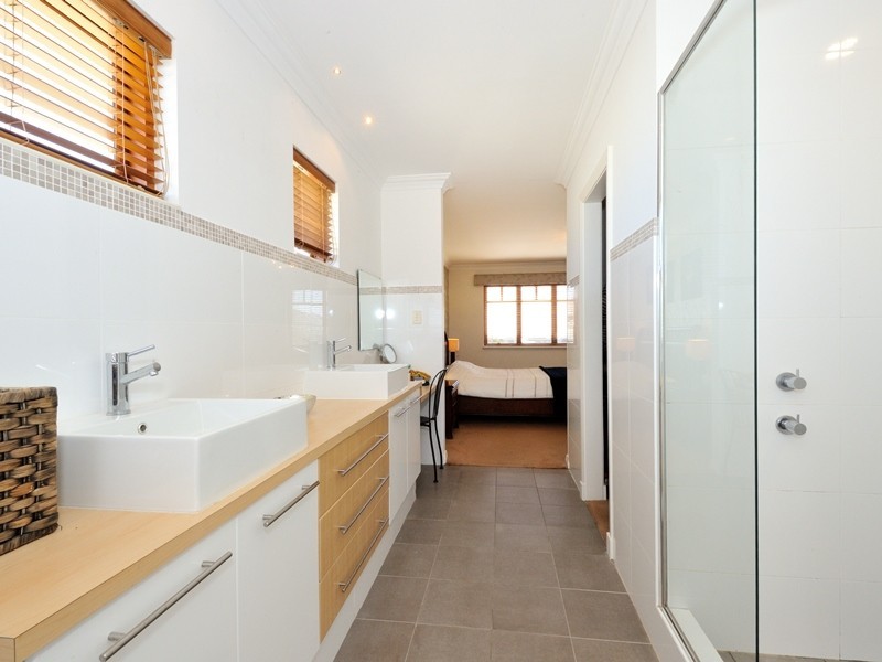 3  Three Bears Loop, Secret Harbour WA 6173