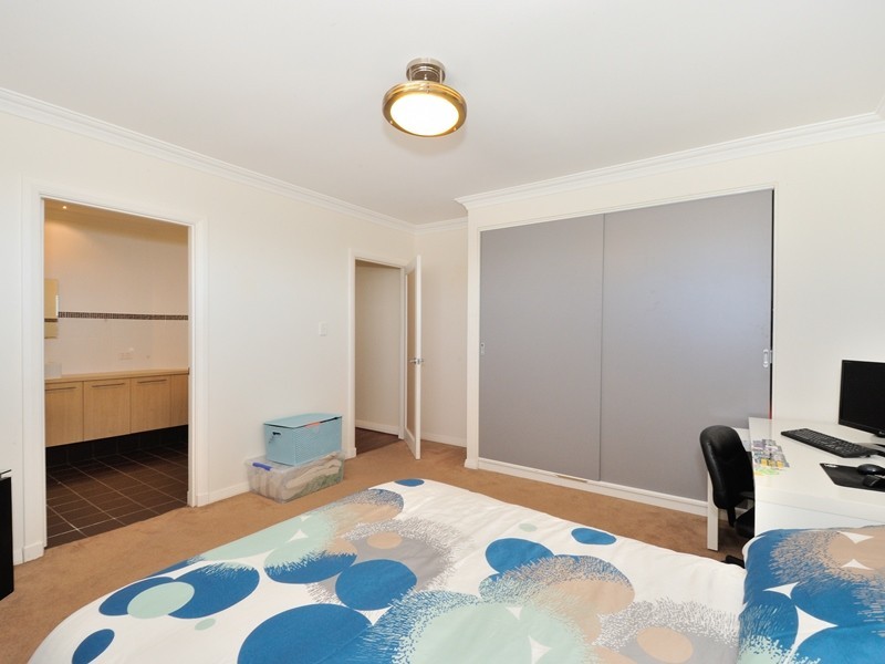 3  Three Bears Loop, Secret Harbour WA 6173