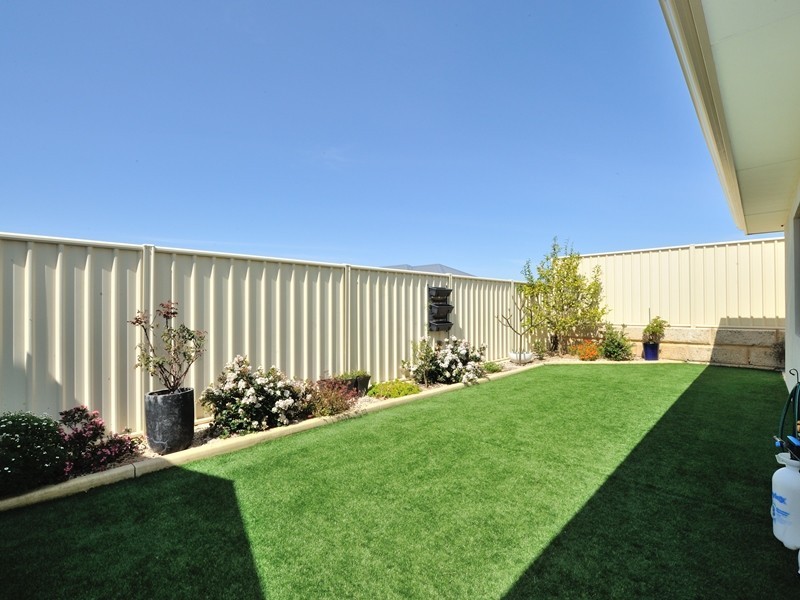 3  Three Bears Loop, Secret Harbour WA 6173