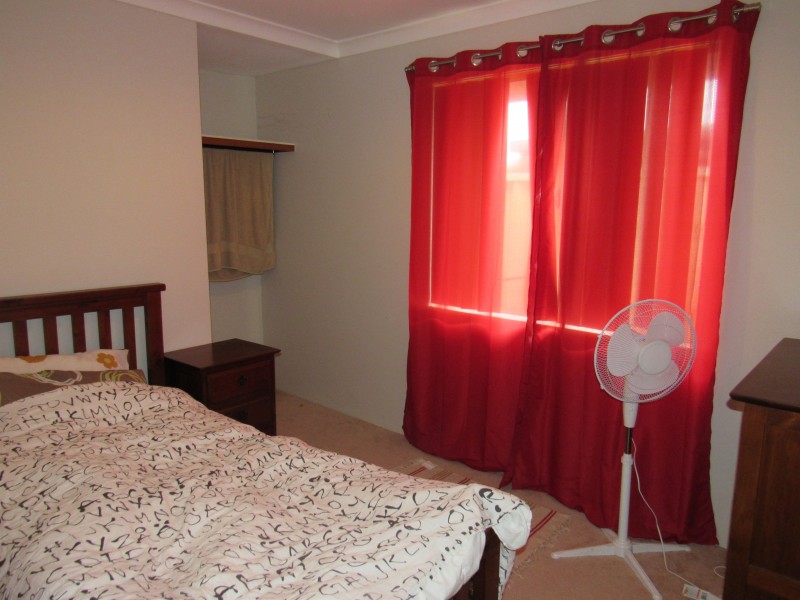 8 Armistice Way, Warnbro WA 6169