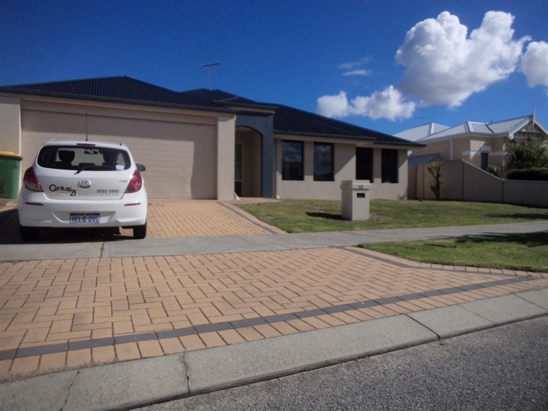 10 Ambleside Parade, Waikiki WA 6169