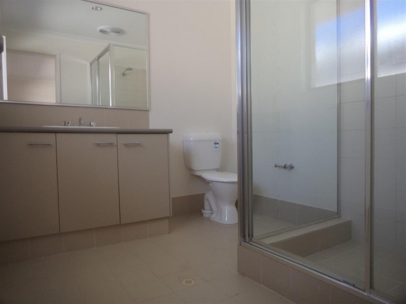 10 Ambleside Parade, Waikiki WA 6169