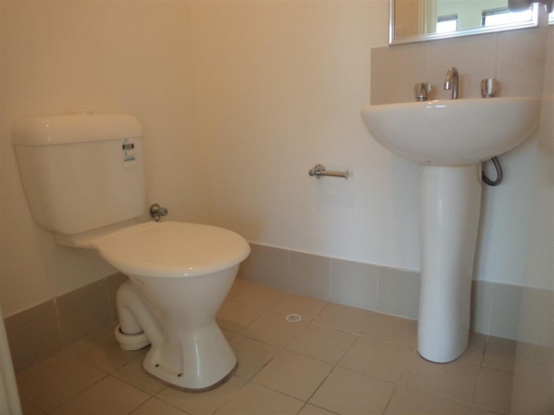 10 Ambleside Parade, Waikiki WA 6169