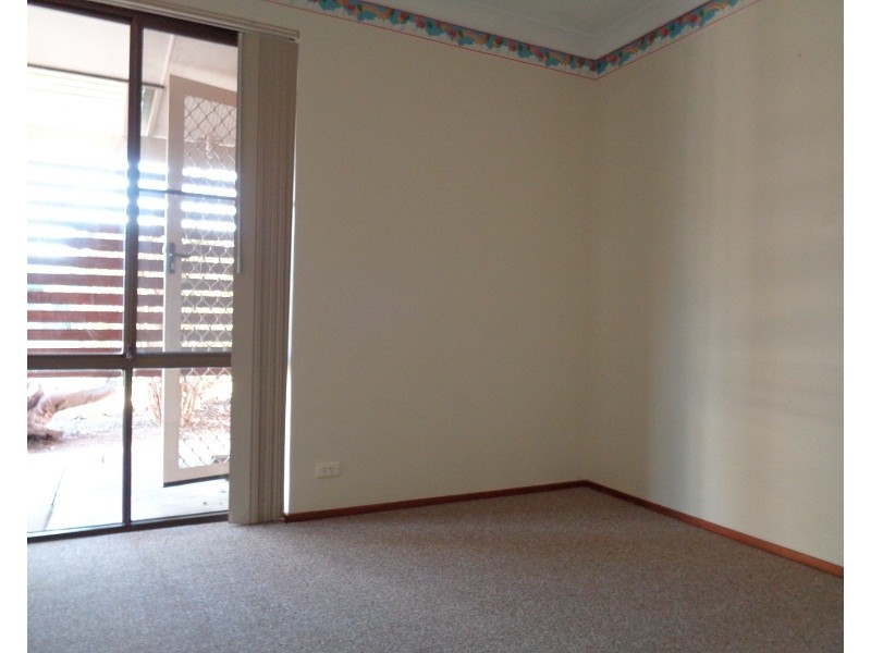 10 Markaling Close, Hillman WA 6168