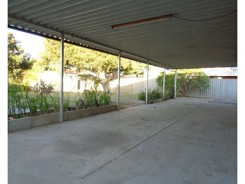 10 Markaling Close, Hillman WA 6168