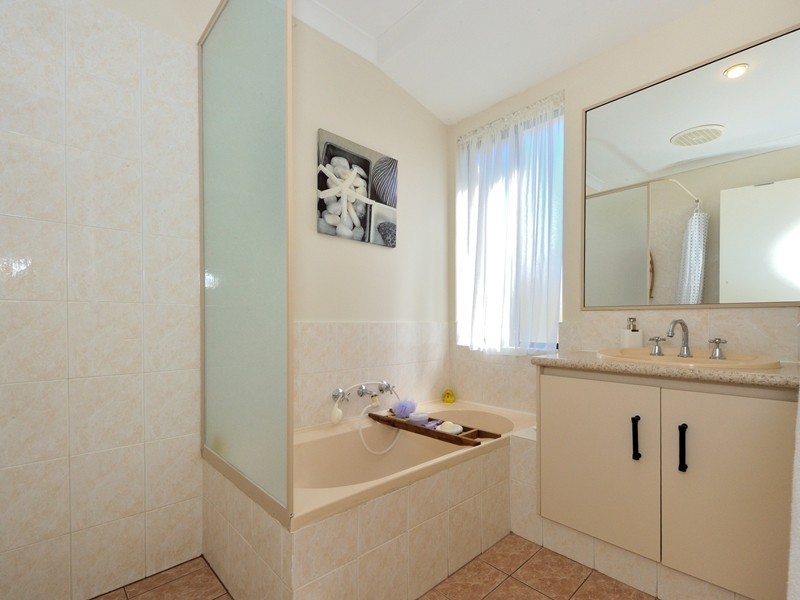 3 Volcans Mews, Port Kennedy WA 6172