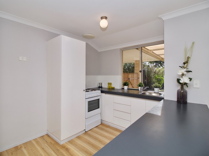 1 Santa Monica Drive, Waikiki WA 6169