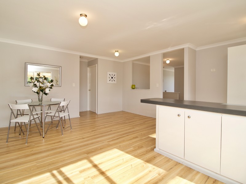 1 Santa Monica Drive, Waikiki WA 6169