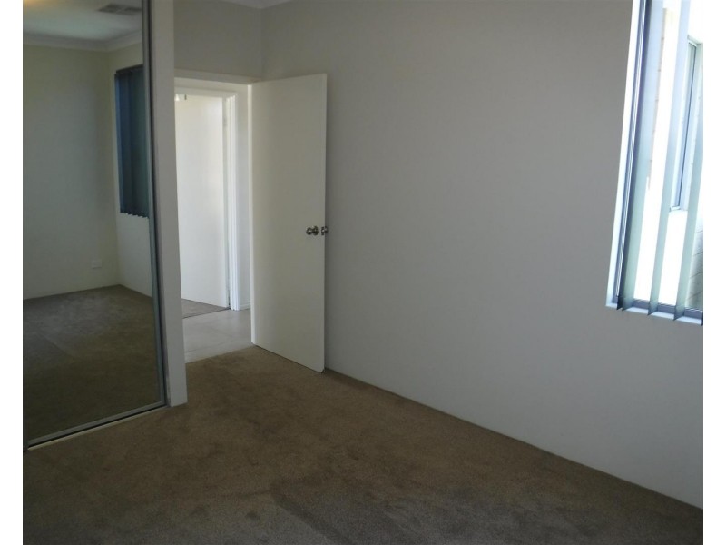 1D Radford Place, Safety Bay WA 6169