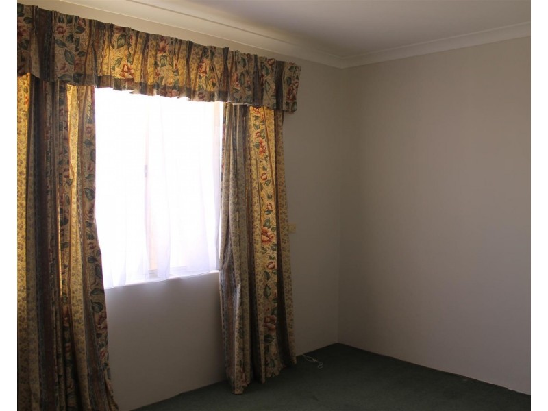 16 Galway Gardens, Warnbro WA 6169