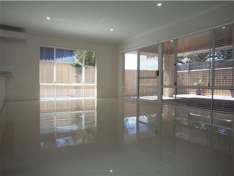 50A Saw Avenue, Rockingham WA 6168