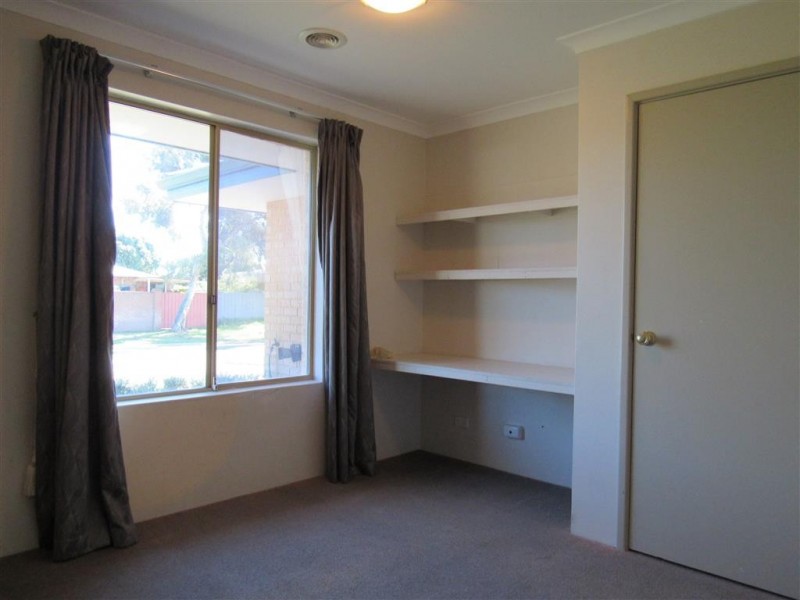 3 Java Place, Waikiki WA 6169