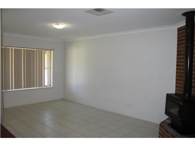 21 Lynda Crescent, Cooloongup WA 6168