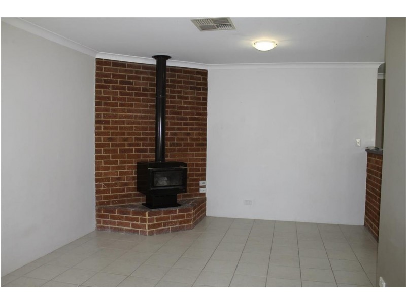 21 Lynda Crescent, Cooloongup WA 6168