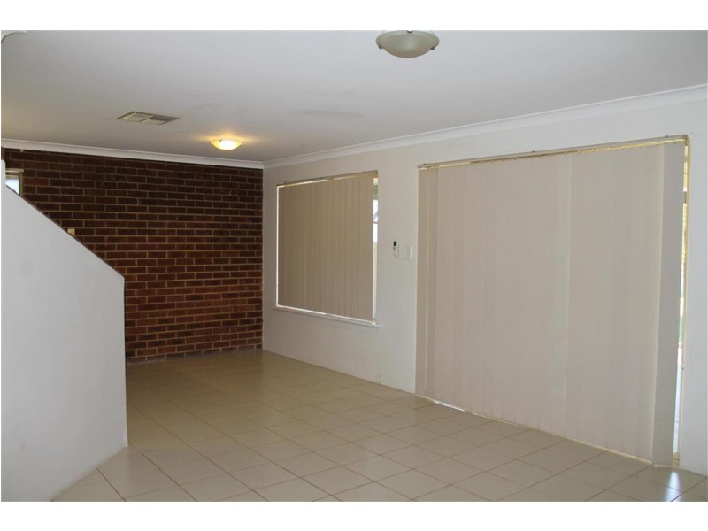 21 Lynda Crescent, Cooloongup WA 6168