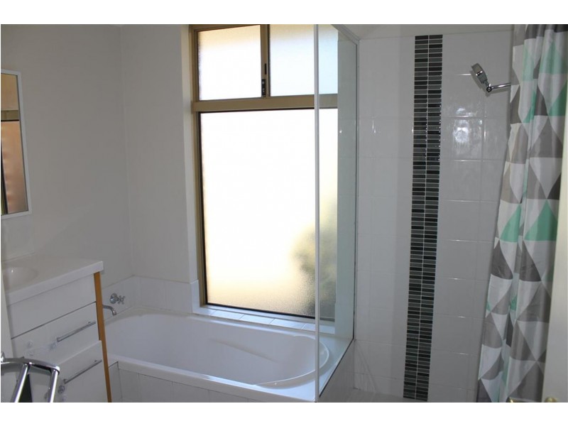 21 Lynda Crescent, Cooloongup WA 6168