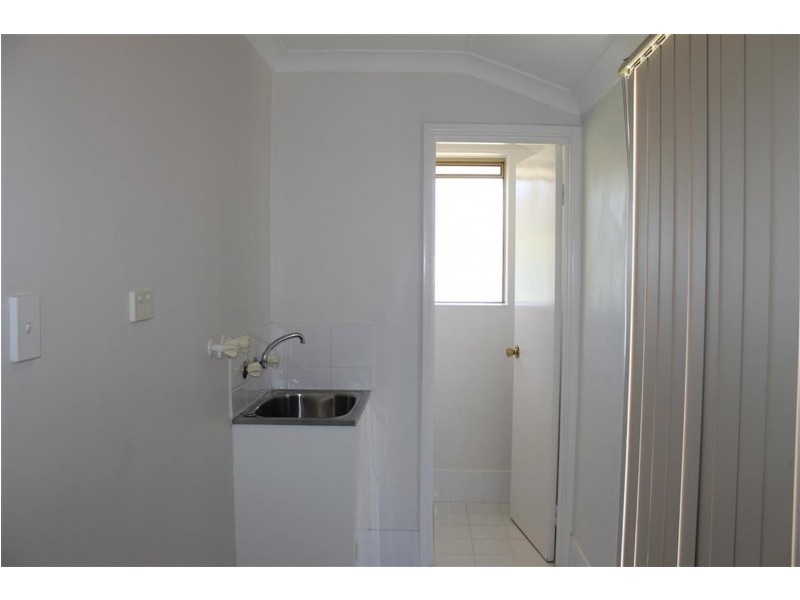 21 Lynda Crescent, Cooloongup WA 6168