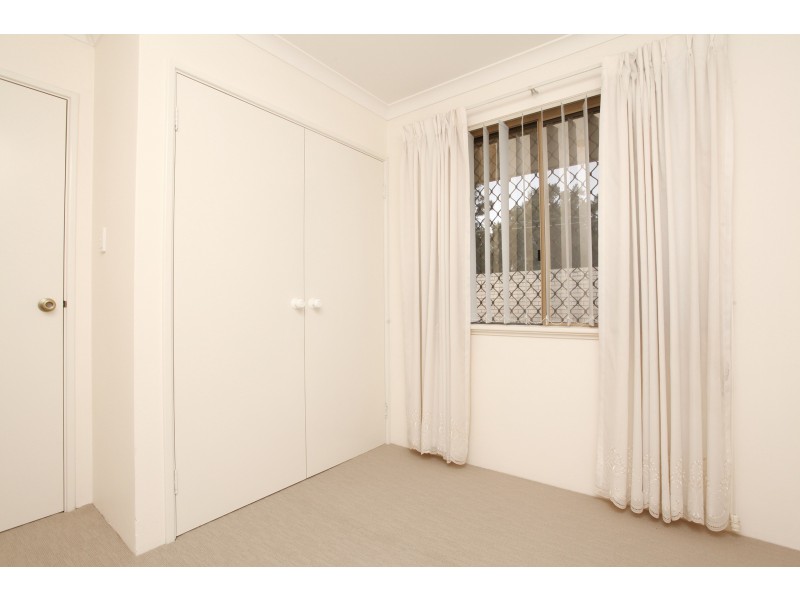 1/9 Ashford Avenue, Rockingham WA 6168