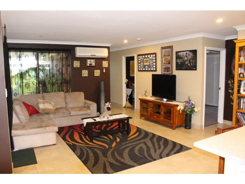 14 Oceanic Court, Port Kennedy WA 6172