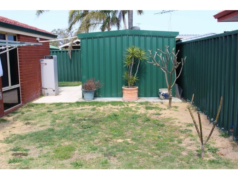 14 Oceanic Court, Port Kennedy WA 6172