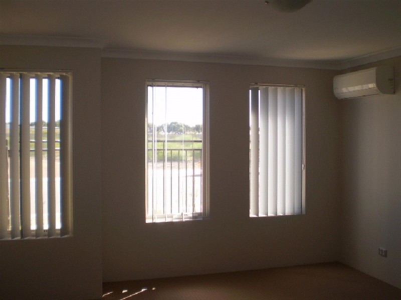 44 Clarkshill Road, Secret Harbour WA 6173