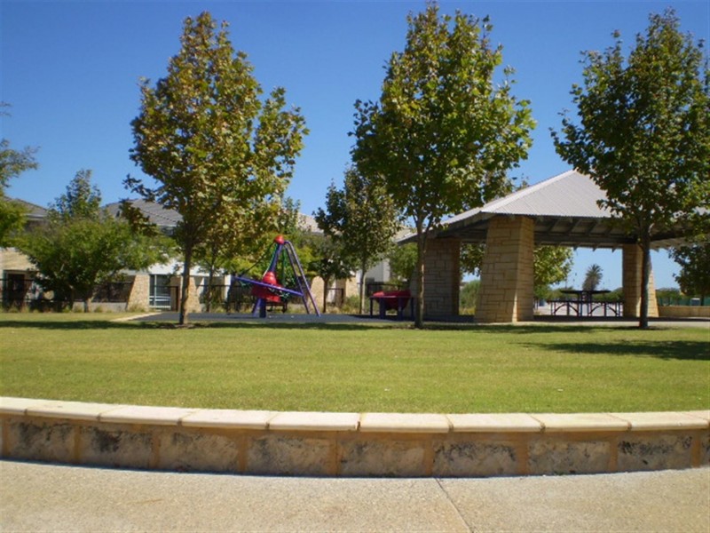 44 Clarkshill Road, Secret Harbour WA 6173