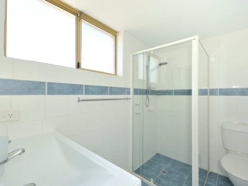 10 Dundee Close, Warnbro WA 6169