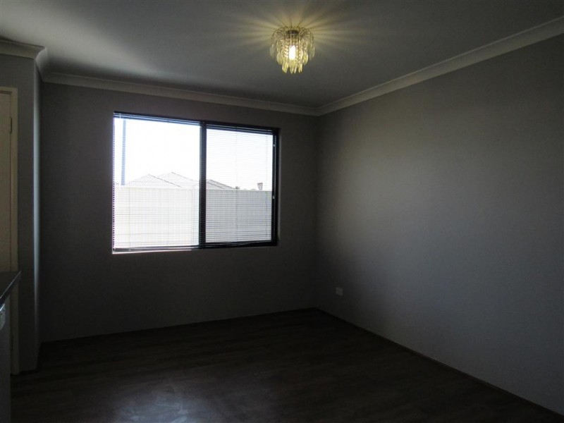 39 Coffs Bend, Secret Harbour WA 6173