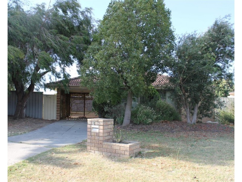 8 Wills Court, Cooloongup WA 6168