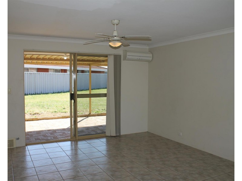 8 Wills Court, Cooloongup WA 6168