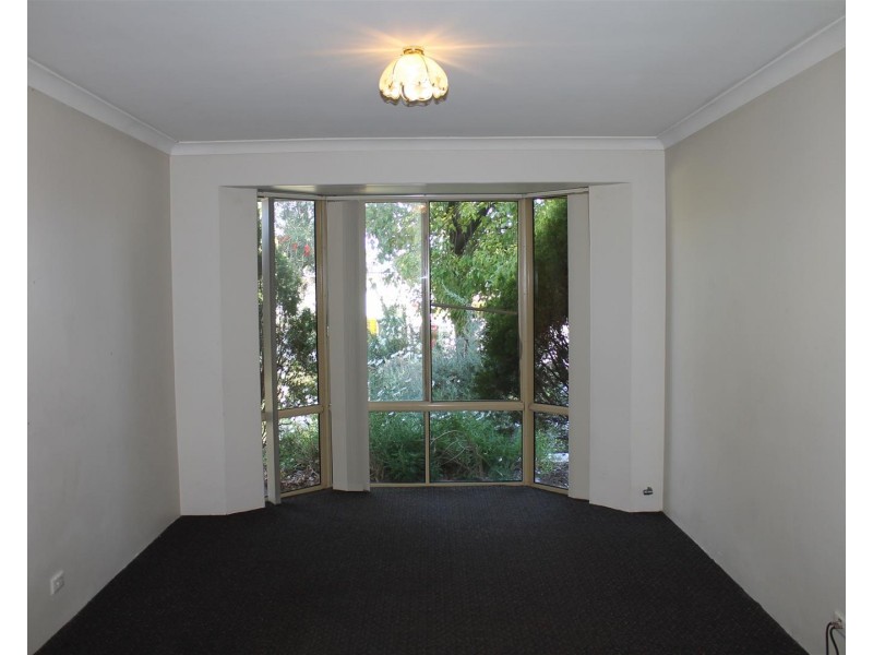 8 Wills Court, Cooloongup WA 6168