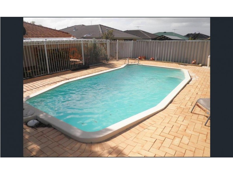 57 Teraglin Way, Warnbro WA 6169