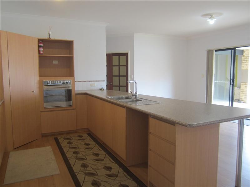 76 Rae Road, Shoalwater WA 6169