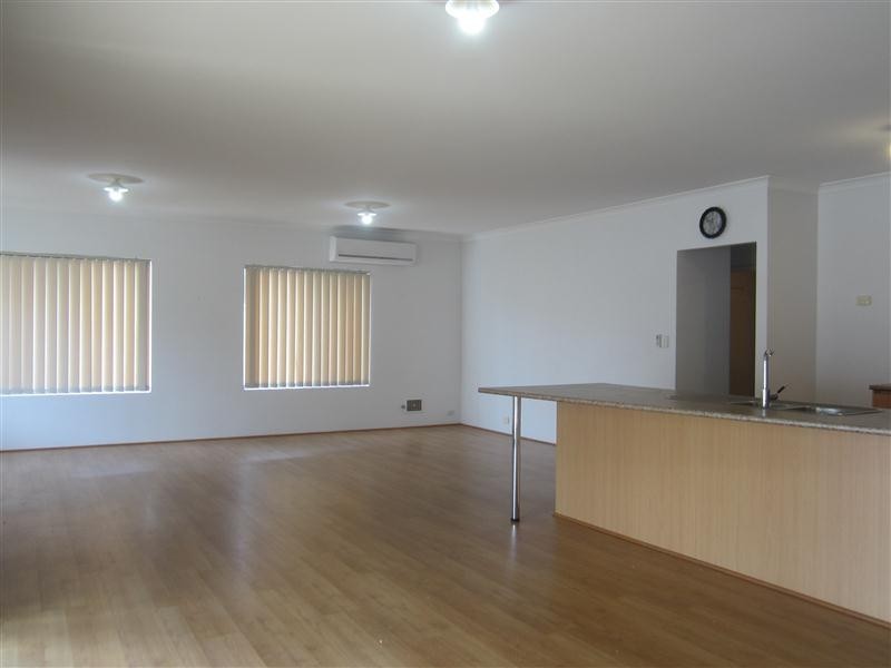 76 Rae Road, Shoalwater WA 6169