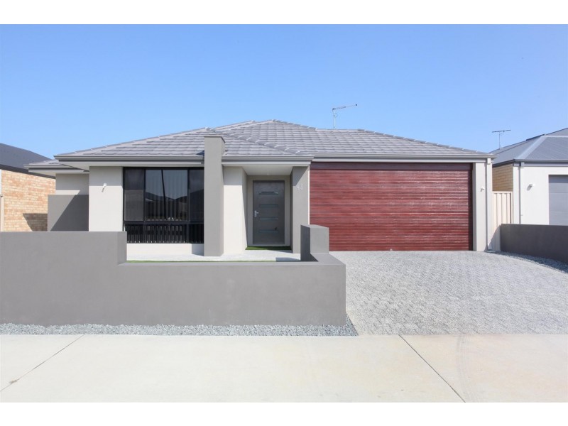 48 Lavinia Crescent, Secret Harbour WA 6173