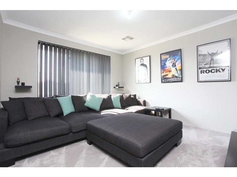 48 Lavinia Crescent, Secret Harbour WA 6173