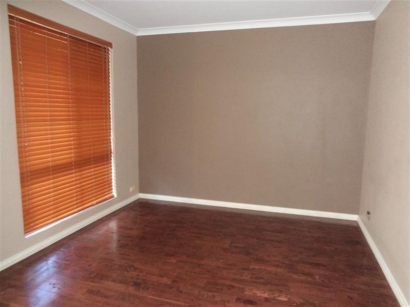 1 Leeder Street, Safety Bay WA 6169