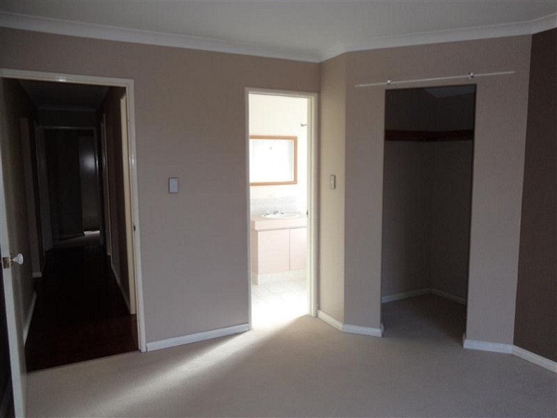 1 Leeder Street, Safety Bay WA 6169