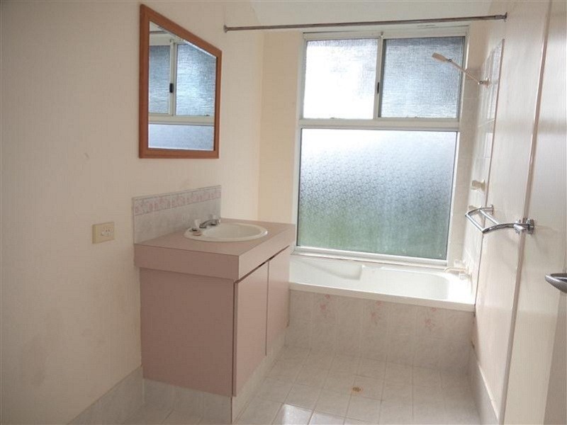 1 Leeder Street, Safety Bay WA 6169