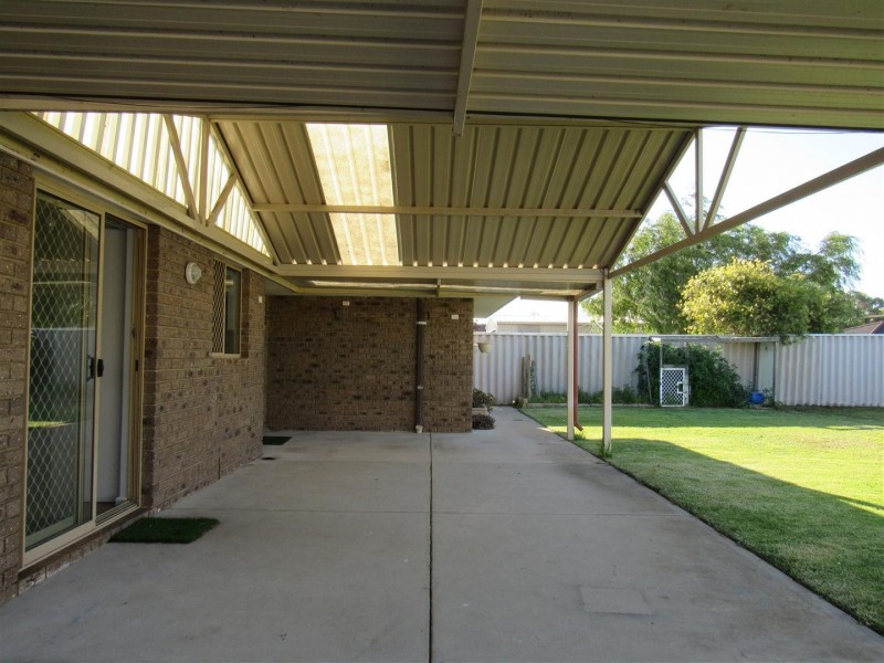 19 Lakemba Way, Waikiki WA 6169